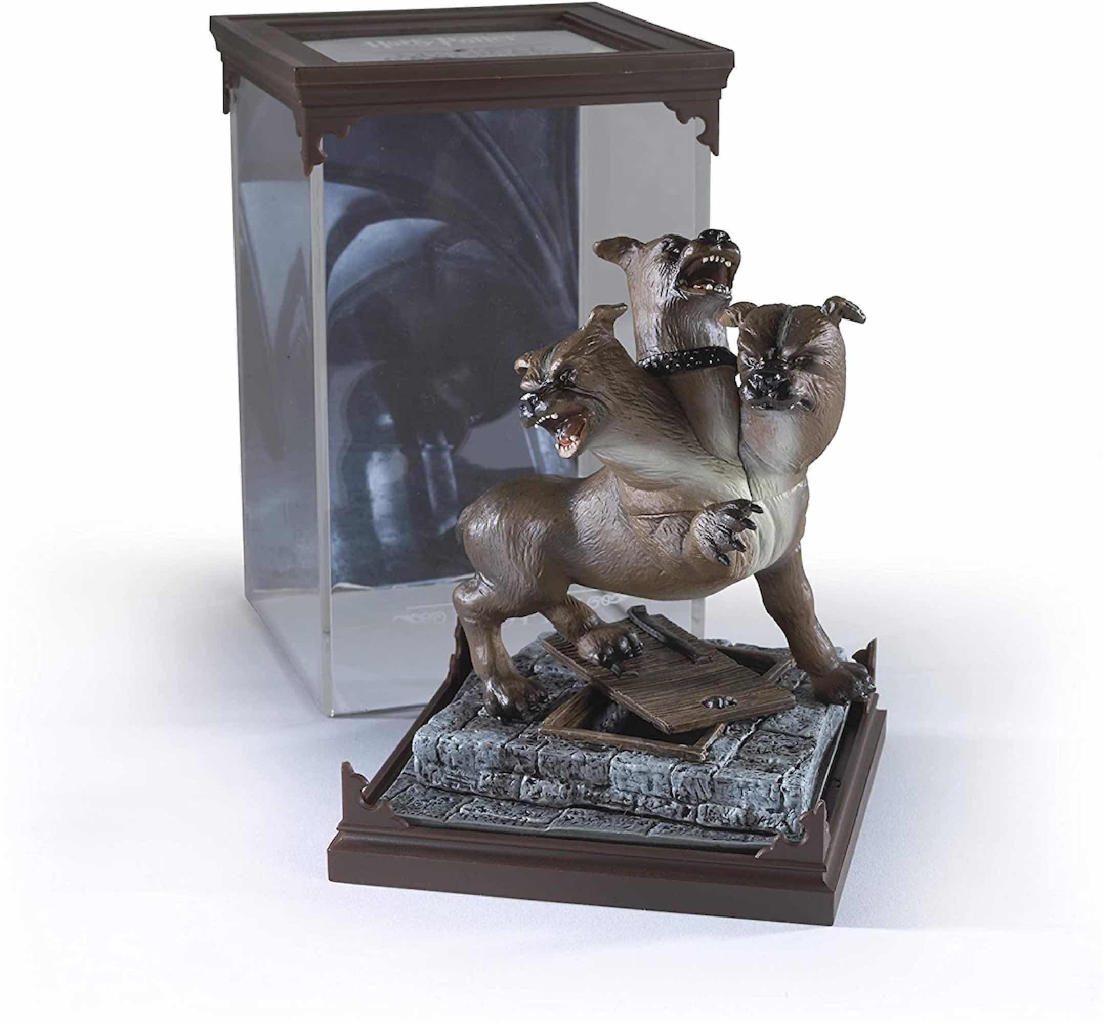 FIGURA THE NOBLE COLLECTION HARRY POTTER CRIATURAS MAGICAS FLUFFY