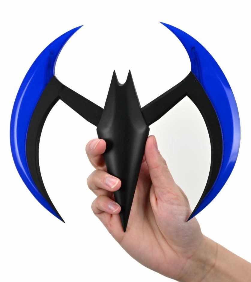 REPLICA NECA BATMAN BEYOND- BATARANG BLUE WITH LIGTHS