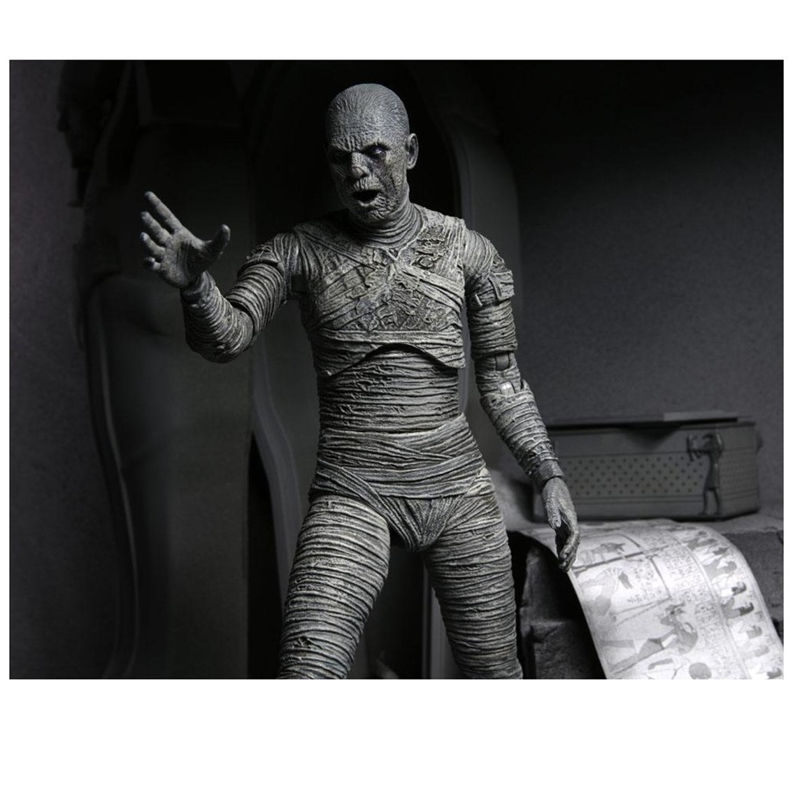 FIGURA NECA ULTIMATE MUMMY (BLACK &WHITE) 18 CM UNIVERSAL MONSTERS SCALE ACTION FIGURE