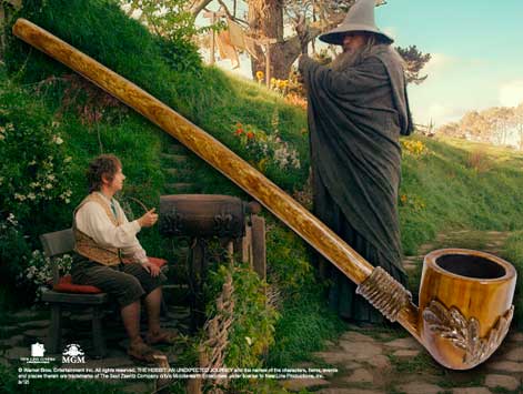 REPLICA THE NOBLE COLLECTION L HOBBIT PIPA BILBO BOLSON DE 23 CM