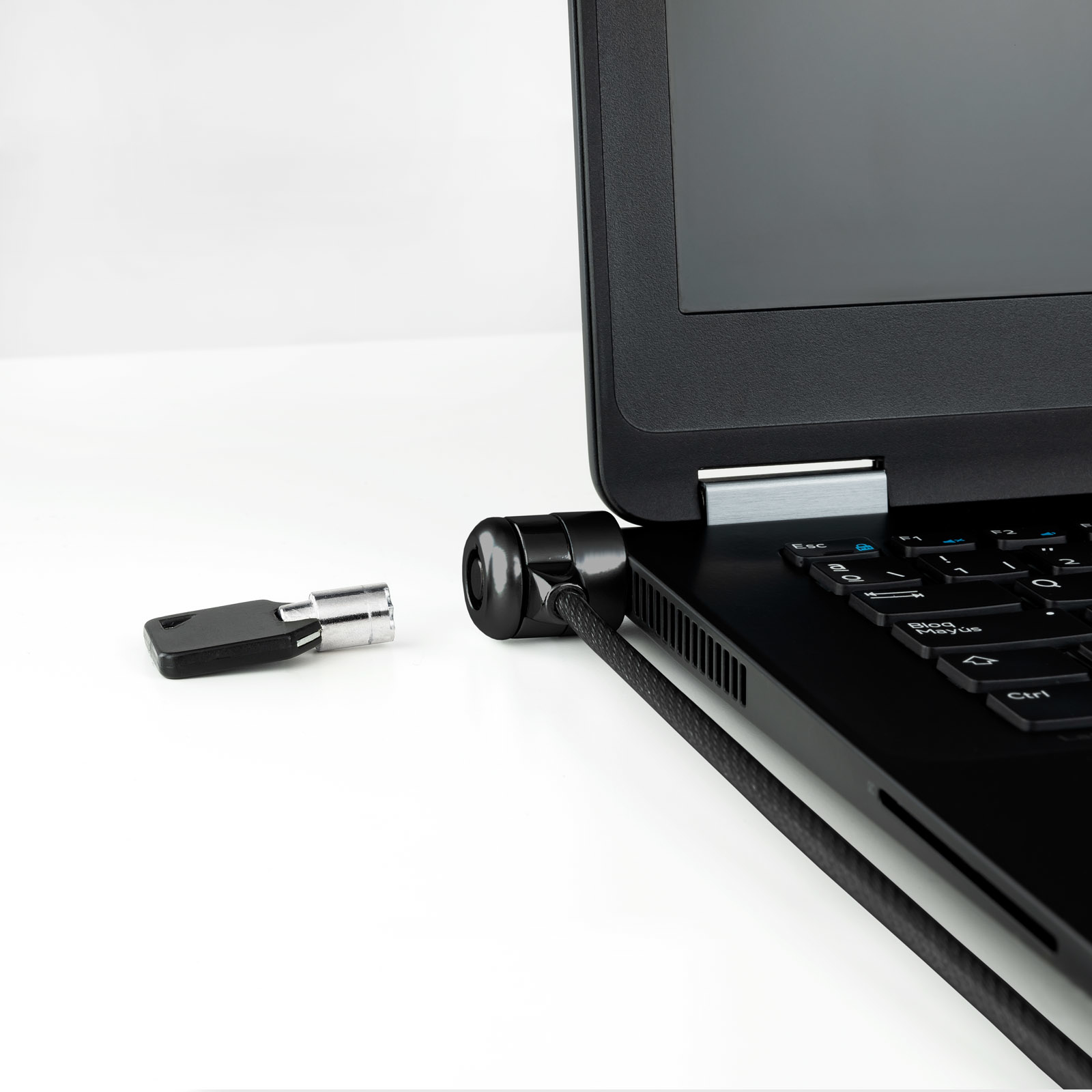 CABLE TOOQ SEGURIDAD CON LLAVE PARA PORTATILES 1.5M