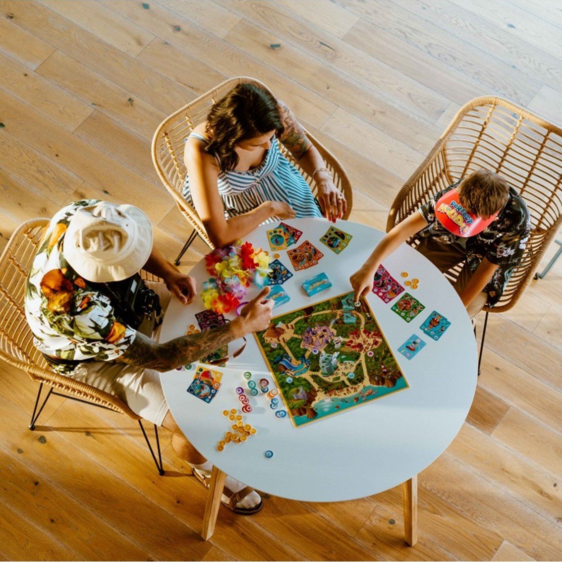 JUEGO DE MESA PERFECT HOLIDAY PEGI 8