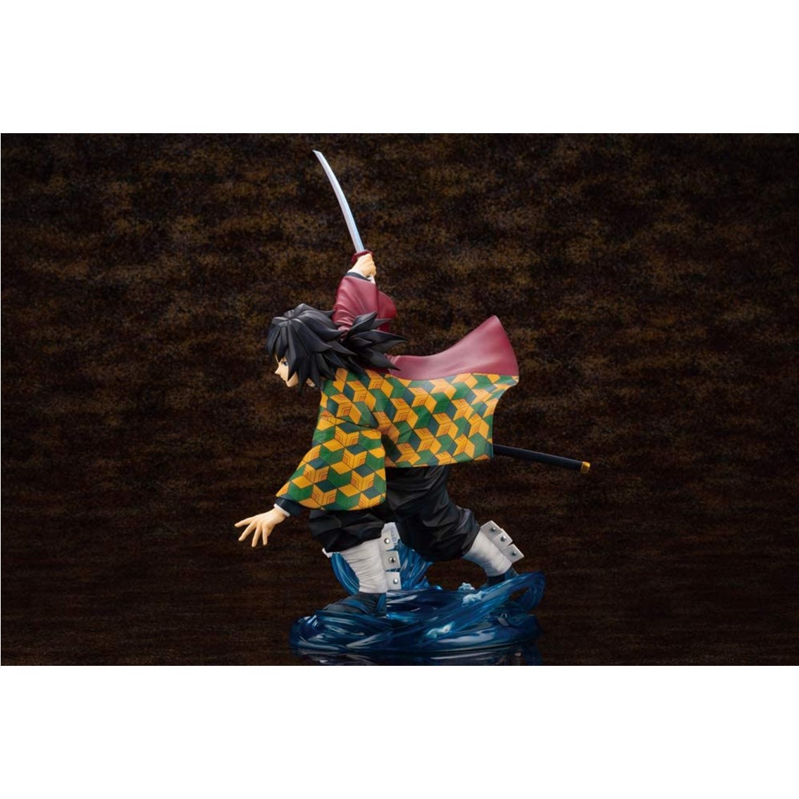 FIGURA KOTOBUKIYA DEMON SLAYER KIMETSU NO YAIBA GIYU TOMIOKA BONUS EDITION