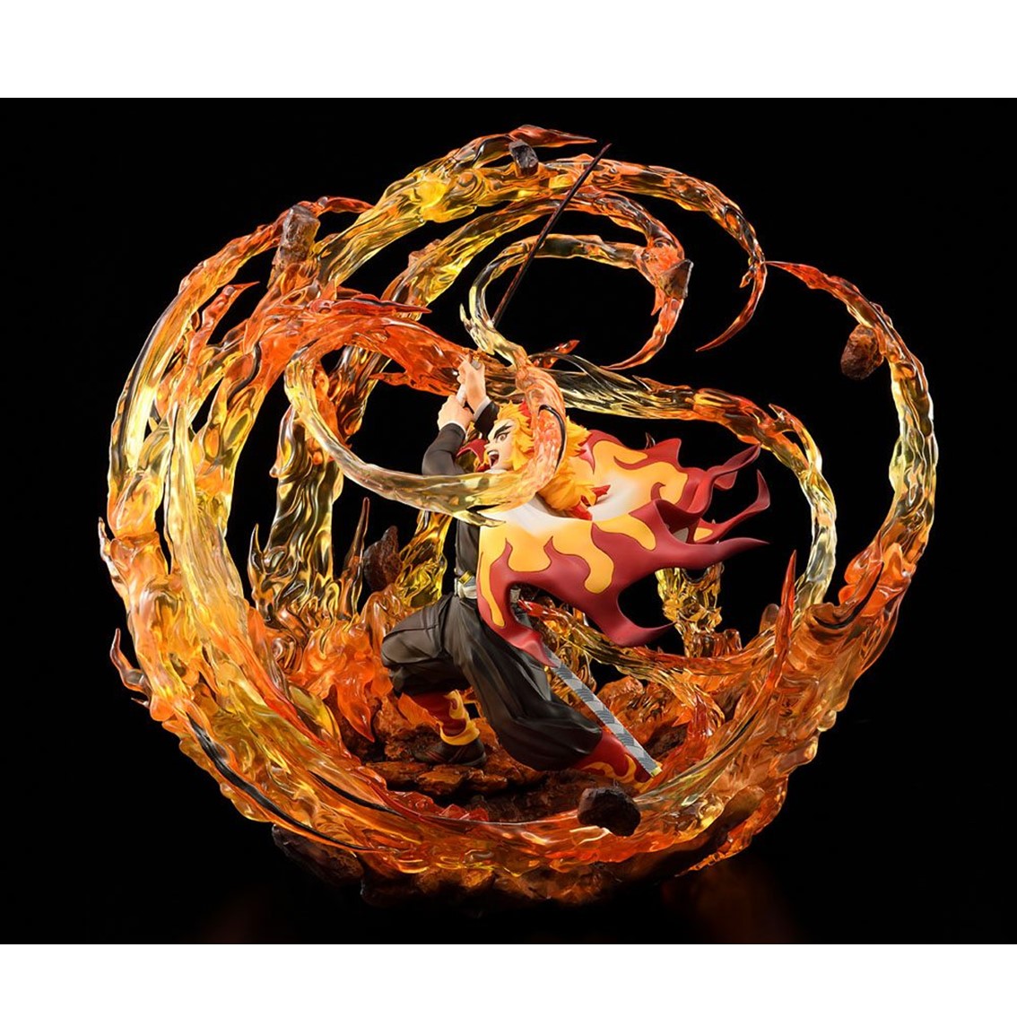 FIGURA GOOD SMILE COMPANY KIMETSU NO YAIBA DEMON SLAYER 1/8 KYOJURO RENGOKU DX 35 CM