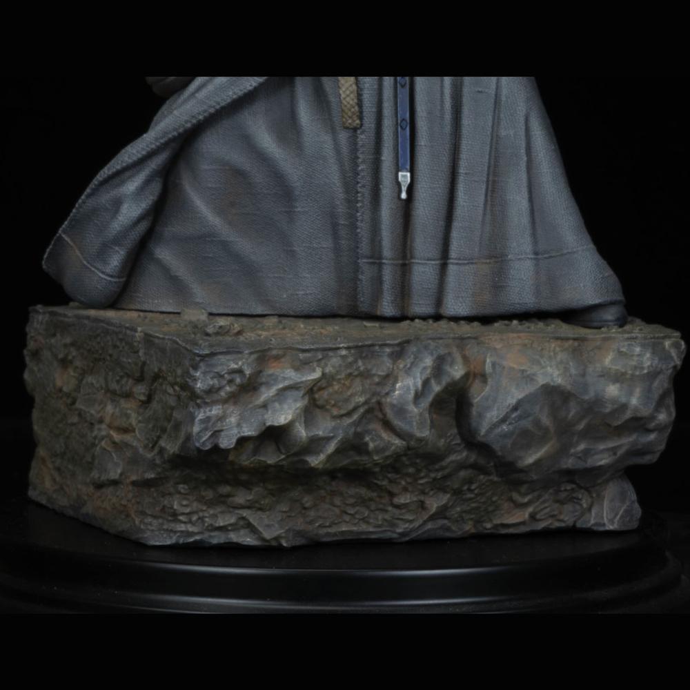 FIGURA EL SEÑOR DE LOS ANILLOS GANDALF EN MORIA 18 CM