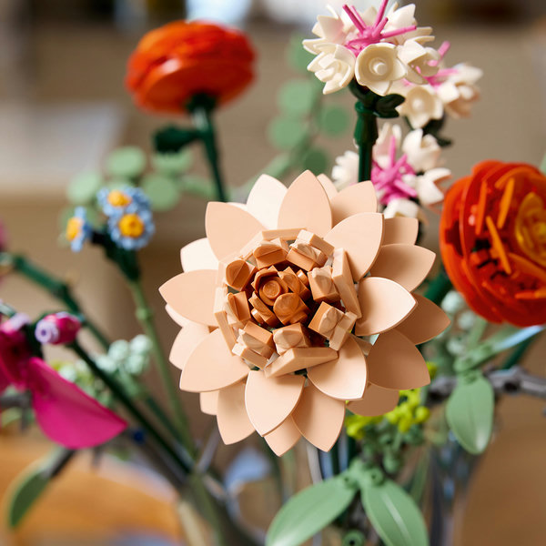LEGO RAMO DE FLORES FANTASÍA EN ROSA