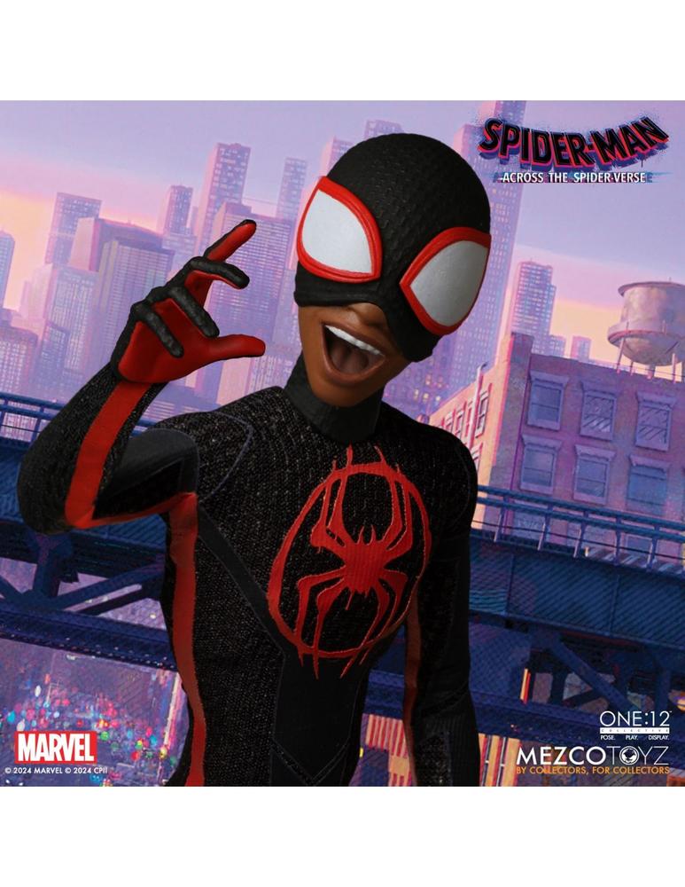FIGURA MEZCO TOYZ SPIDER-MAN ACROSS THE SPIDER-VERSE SPIDER-MAN MILES MORALES 17CM