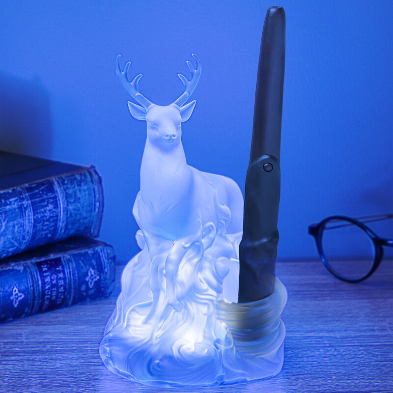 LUZ CON VARITA CONTROL REMOTO HARRY POTTER PATRONUS