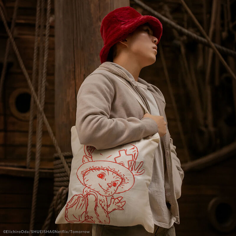 TOTE BAG ONE PIECE NETFLIX BOCETO DE CHOPPER