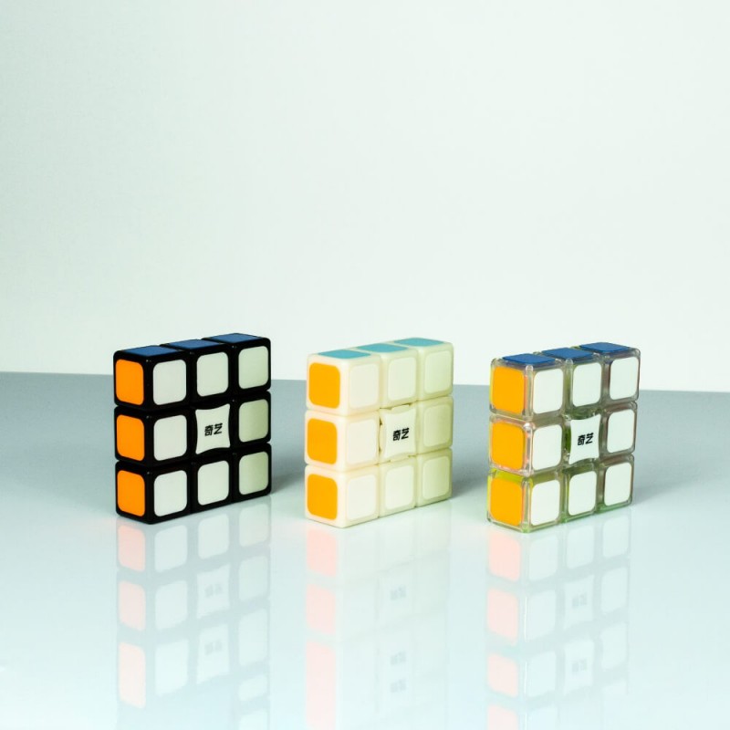 CUBO DE RUBIK QIYI SUPER FLOPPY 3X3X1 BORDES NEGROS