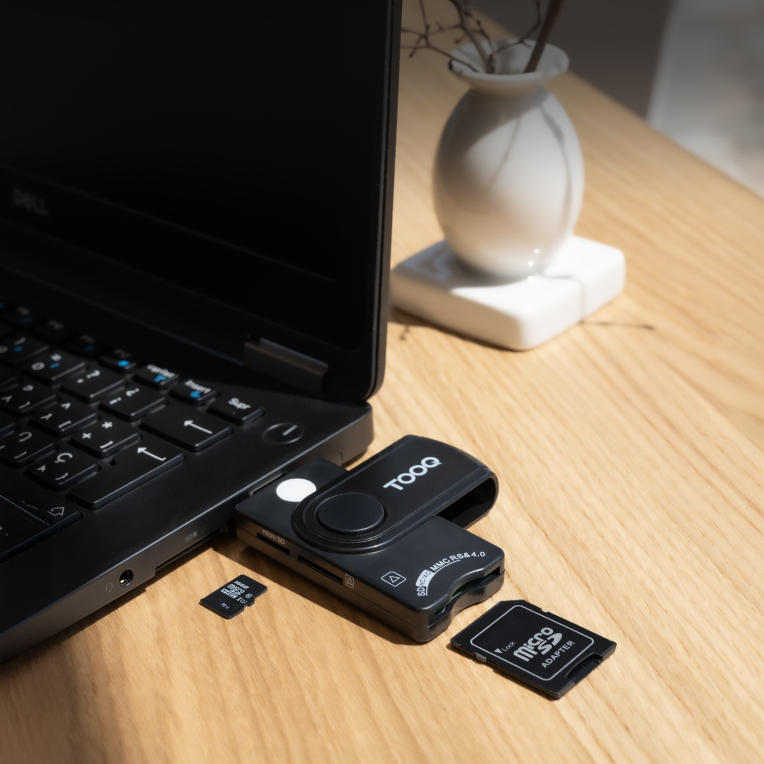 TooQ TQR-3012B lector de tarjeta inteligente USB 2.0