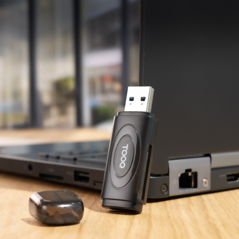 TooQ TQR-3002B lector de tarjeta USB 3.2 Gen 1 (3.1 Gen 1) Type-A