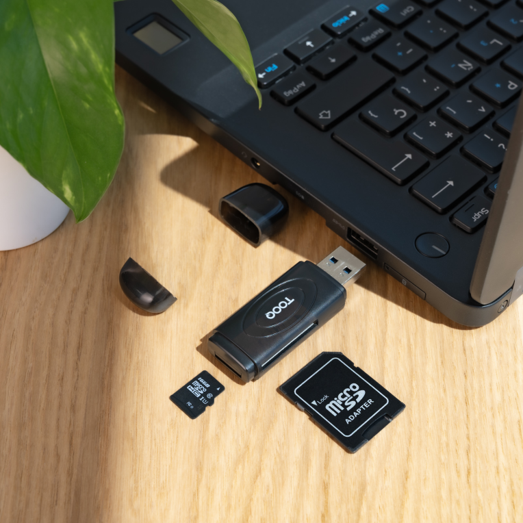 TooQ TQR-3002B lector de tarjeta USB 3.2 Gen 1 (3.1 Gen 1) Type-A