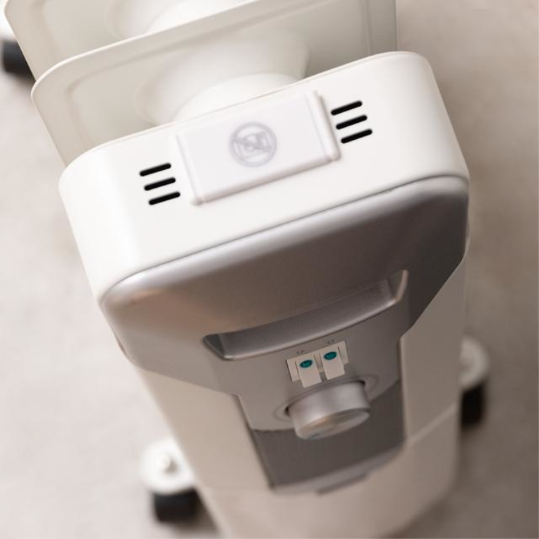 Cecotec 05884 calefactor eléctrico Interior Blanco 2500 W Radiador de aceite eléctrico