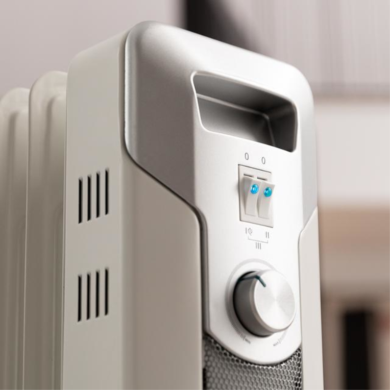 Cecotec 05884 calefactor eléctrico Interior Blanco 2500 W Radiador de aceite eléctrico