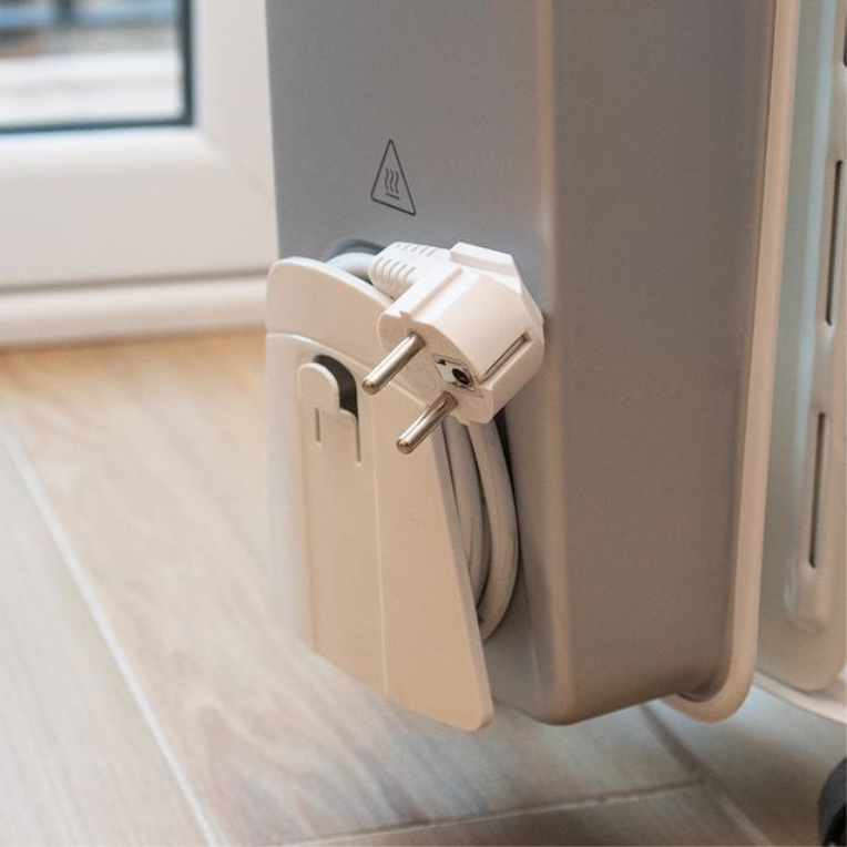 Cecotec 05888 calefactor eléctrico Interior Blanco 2000 W Radiador de aceite eléctrico