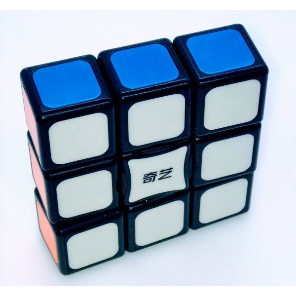 CUBO DE RUBIK QIYI SUPER FLOPPY 3X3X1 BORDES NEGROS