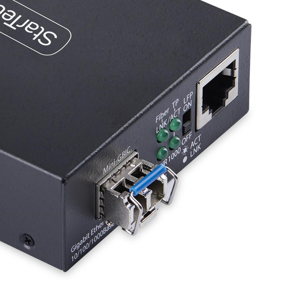 CONVERSOR DE MEDIOS DE FIBRA STARTECH LC MONOMODO PARA REDES