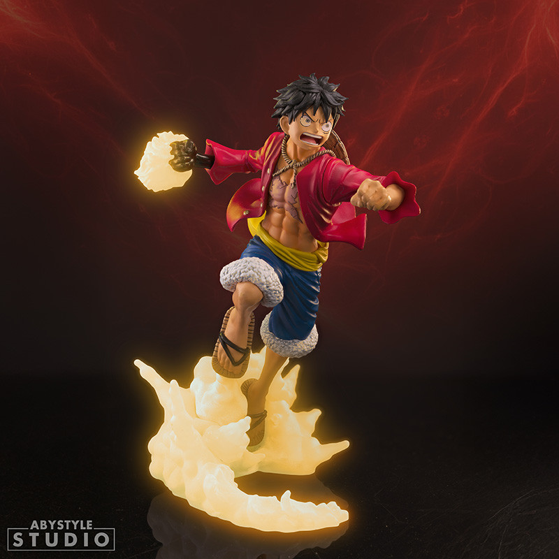 FIGURA ONE PIECE LUFFY GLOW IN THE DARK