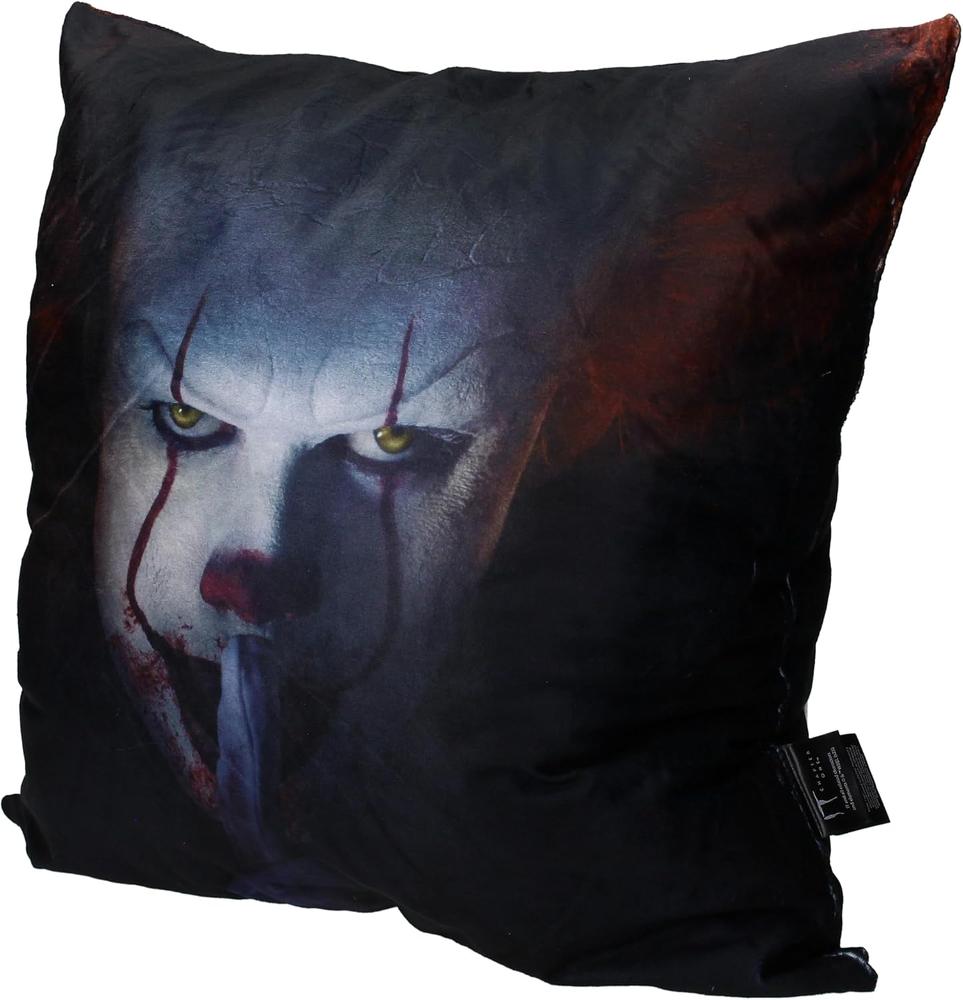 PENNYWISE SHUT UP IT COJIN 45x45 cm ENVASADO AL VACÍO IT