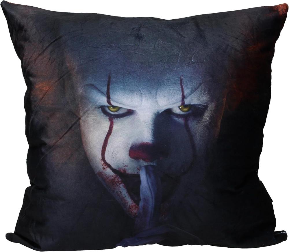 PENNYWISE SHUT UP IT COJIN 45x45 cm ENVASADO AL VACÍO IT